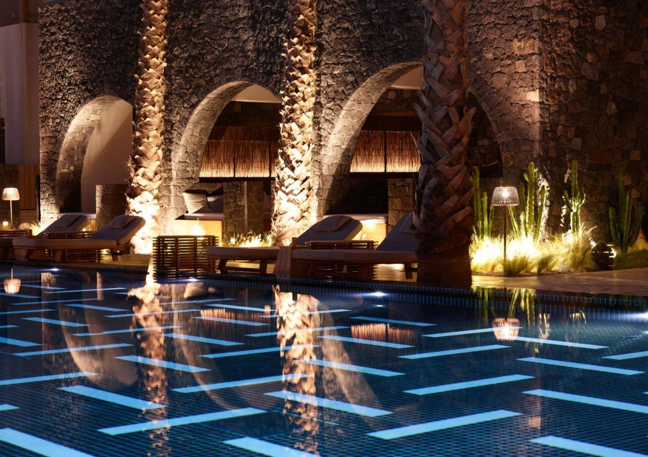 Radisson Blu Zaffron Resort, Santorini (adults Only)