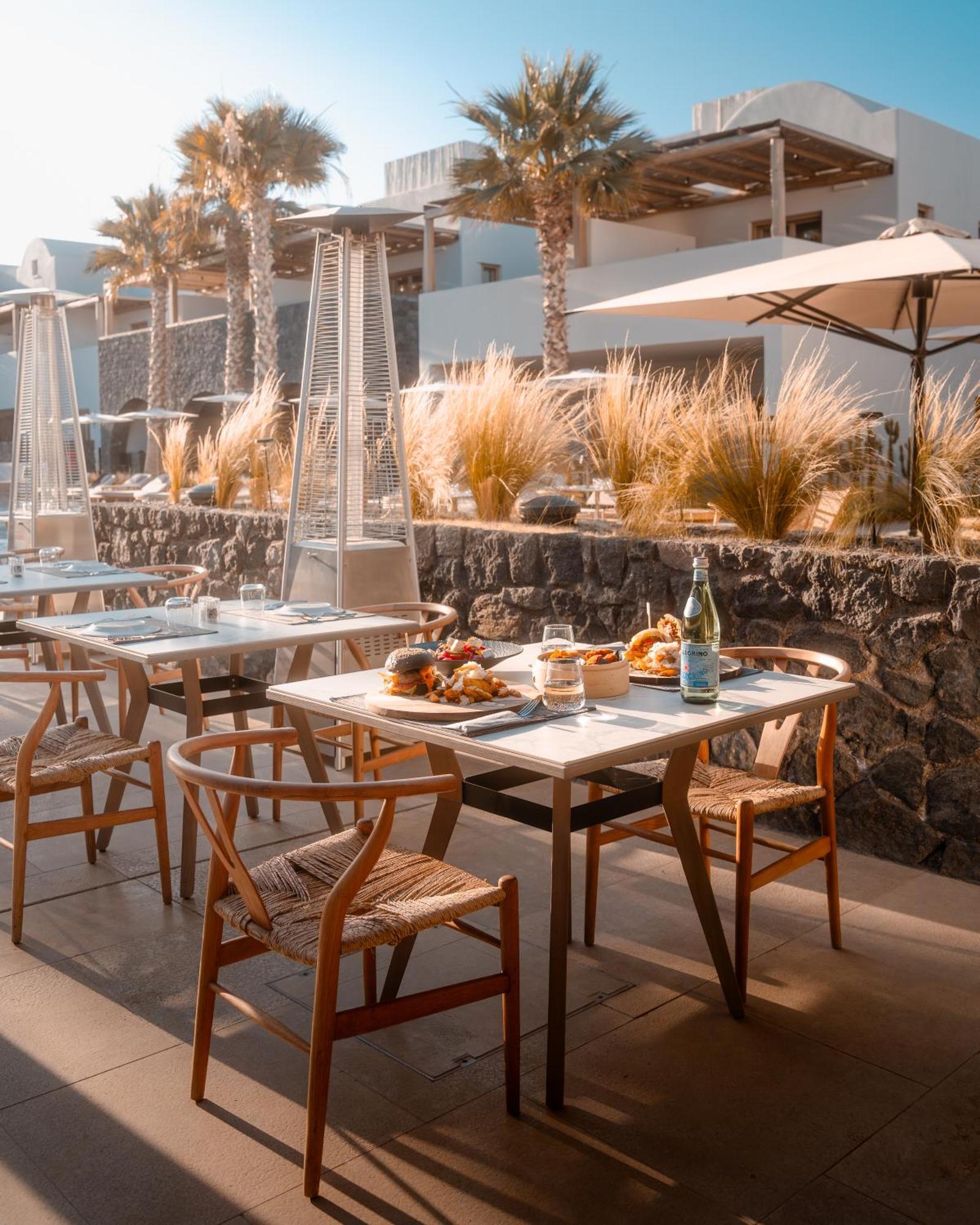 Radisson Blu Zaffron Resort, Santorini (adults Only) Камари